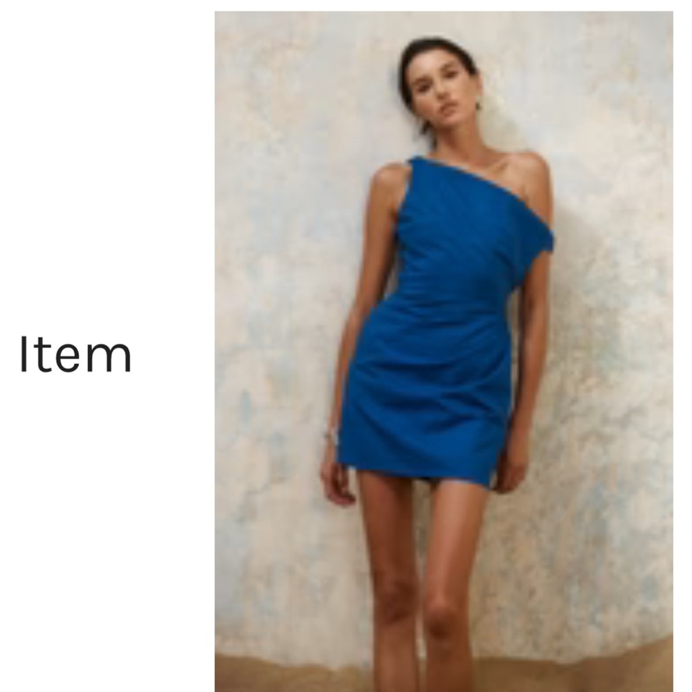 One-Shoulder Blue Dress